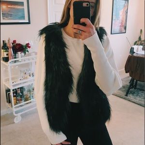 Dolce Cabo Faux Fur Vest